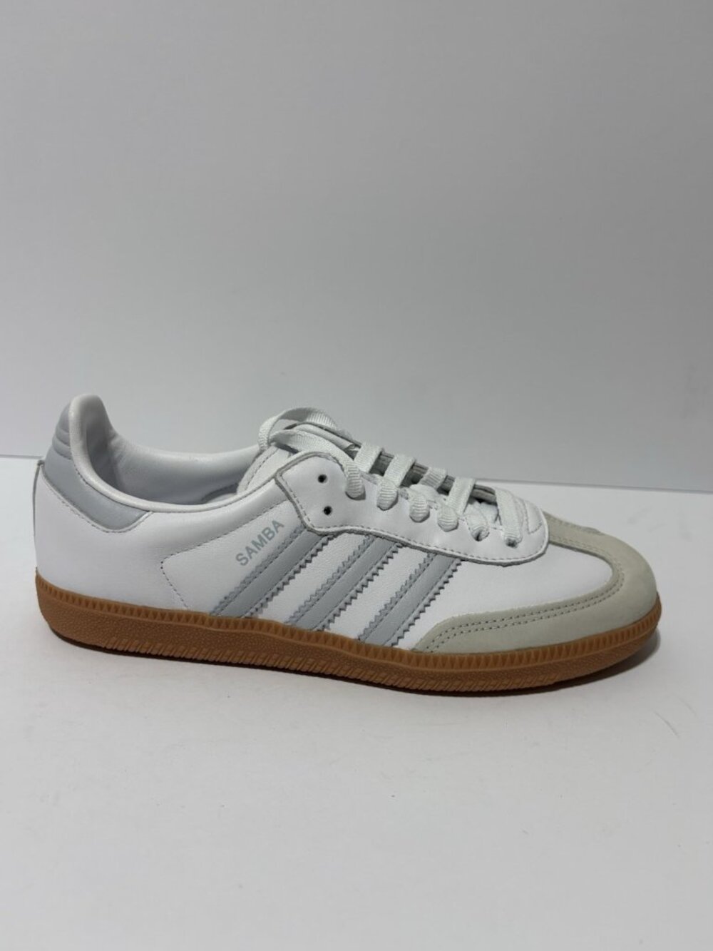 Adidas Women’s Samba OG White Lace-Up Sneakers, Size 7.5 M